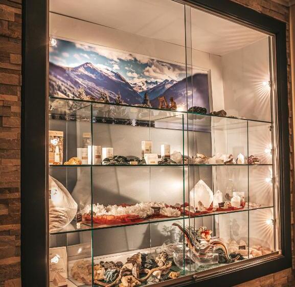 Отель Kristall Adults Only