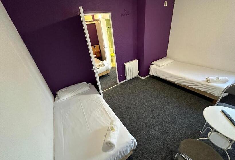 בית מלון כפרי L Escale D Alès