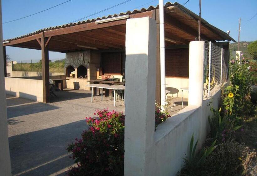 Отель La Reserve