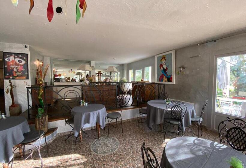 ホテル La Roseliere