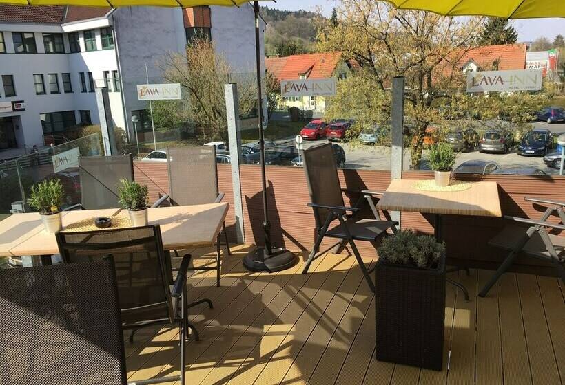ホテル Lava Inn   24 H Check In   Nähe Lkh, Landeskrankenhaus, Feldbach