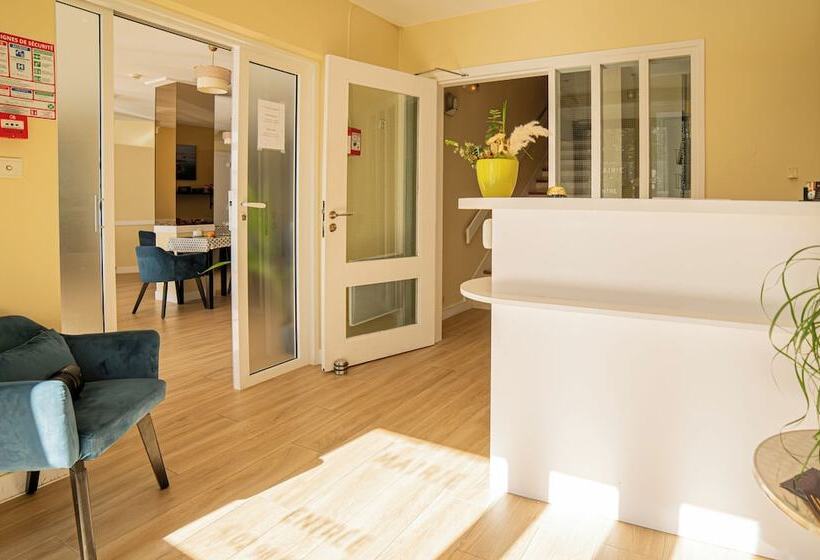 ホテル Hôtel De La Mairie