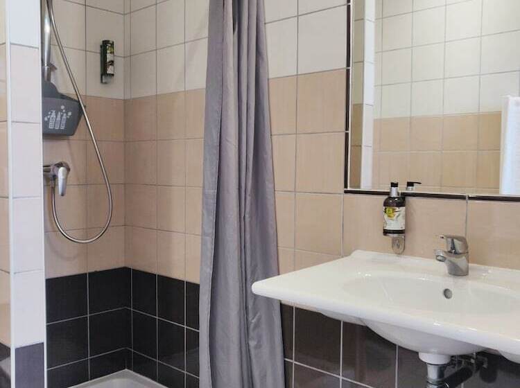 Отель Le Richelieu  Royan Atlantique