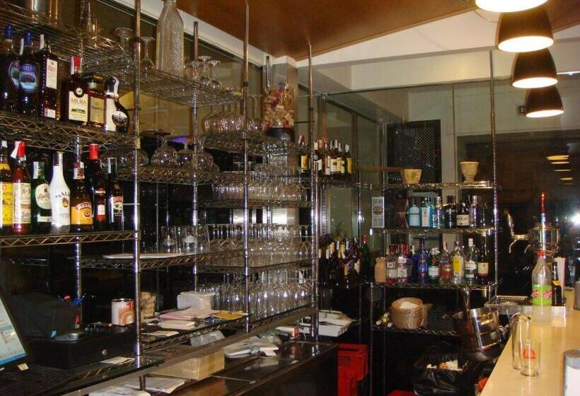 בית מלון כפרי León Tierra De Vinos