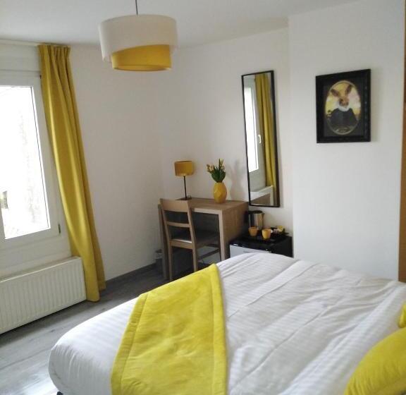 ホテル Les Remparts