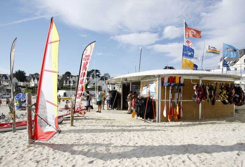 ホテル Logis Hôtel Vent D Iroise