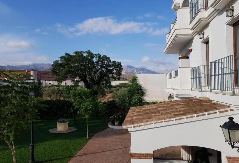 Отель Los Dolmenes