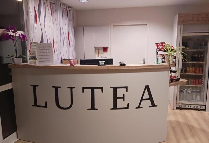 호텔 Lutea