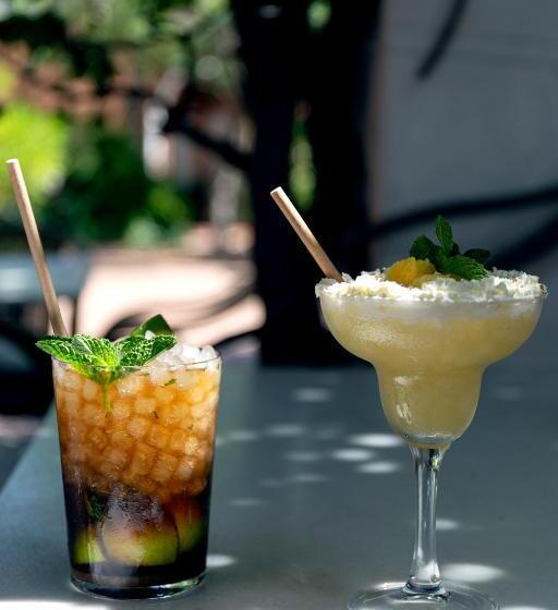 Отель Madreselva Grupo Califa