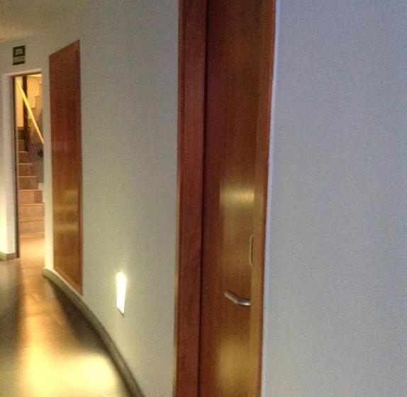 Отель Marisqueria Cal Tet