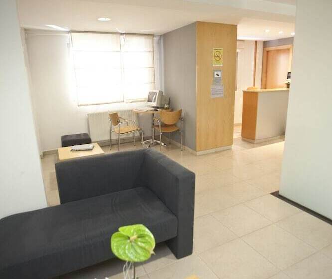 호텔 Metropol By Carris