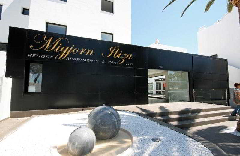 ホテル Migjorn Ibiza Suites & Spa