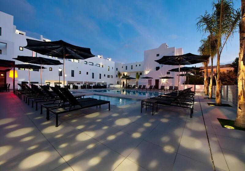 ホテル Migjorn Ibiza Suites & Spa