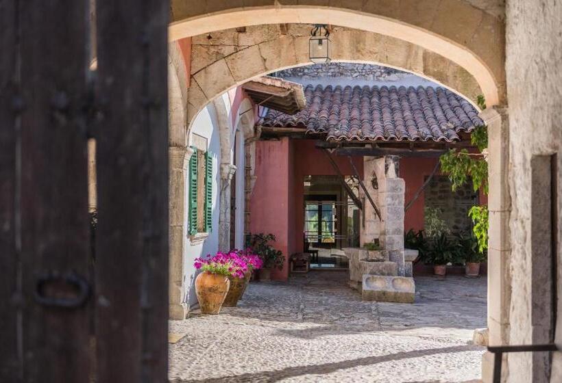 ホテル Monnaber Vell