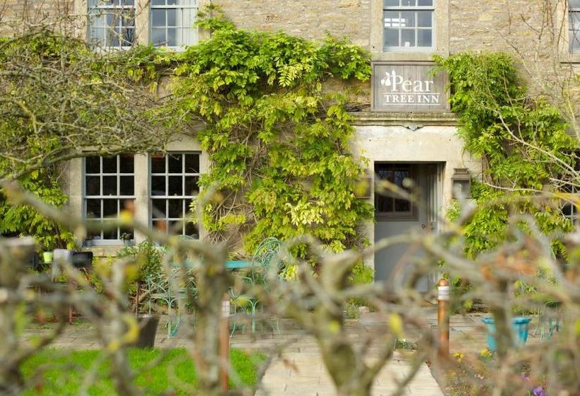 호텔 Pear Tree Inn Whitley
