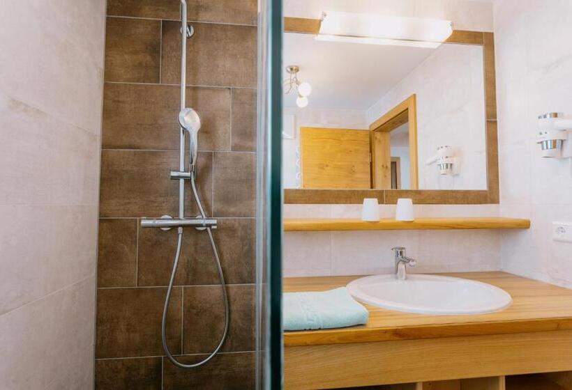 Отель Pension Bergbauernhof Irxner