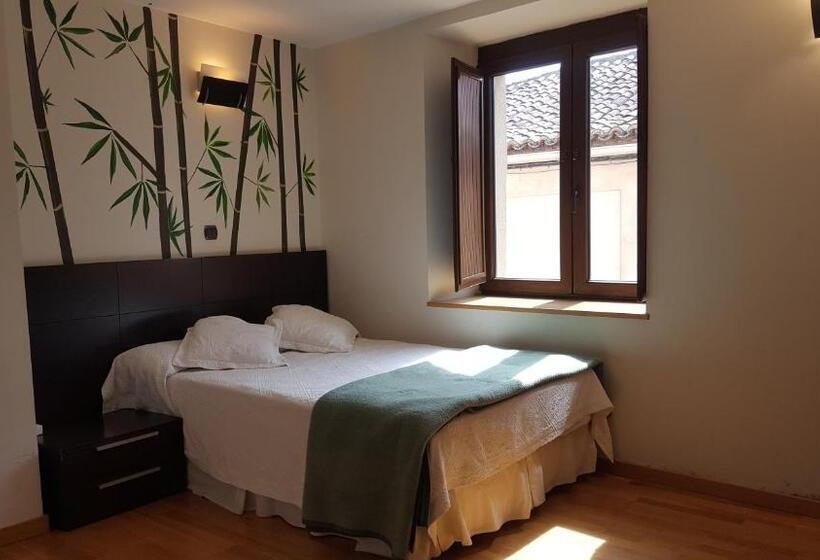 호텔 Posada Plaza Mayor De Alaejos