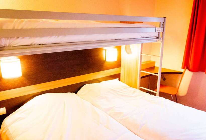 בית מלון כפרי Premiere Classe Annemasse  Ville La Grand