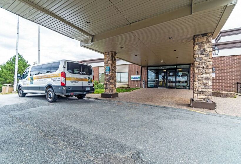호텔 Quality Inn Halifax Airport