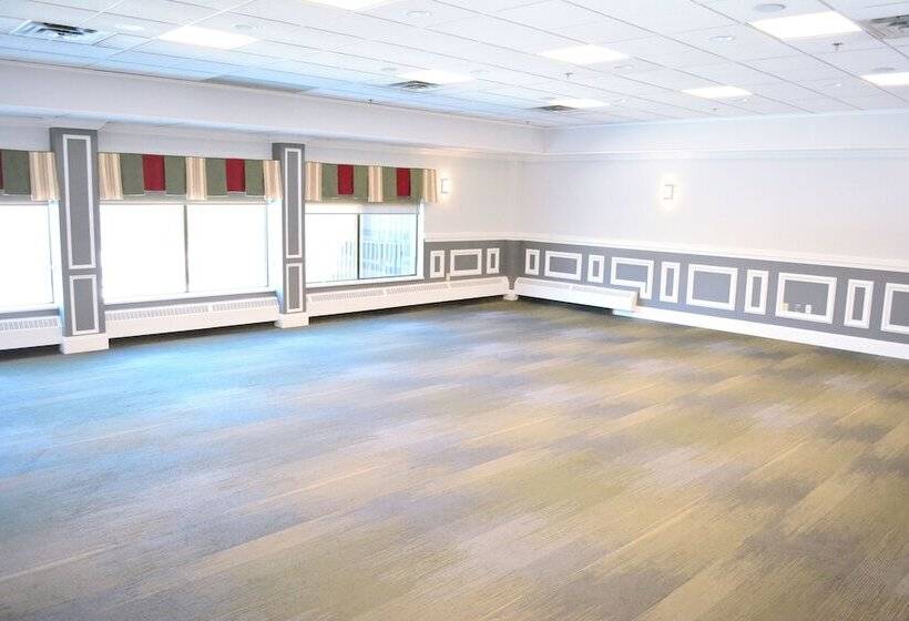 فندق Quality Inn Halifax Airport