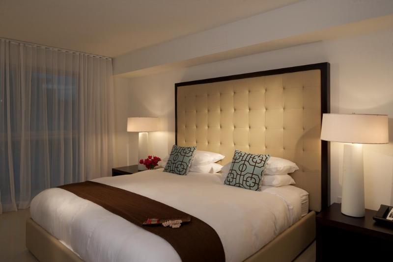 בית מלון כפרי Beach Haus Bal Harbour