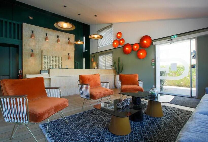 בית מלון כפרי Les Pins Galants