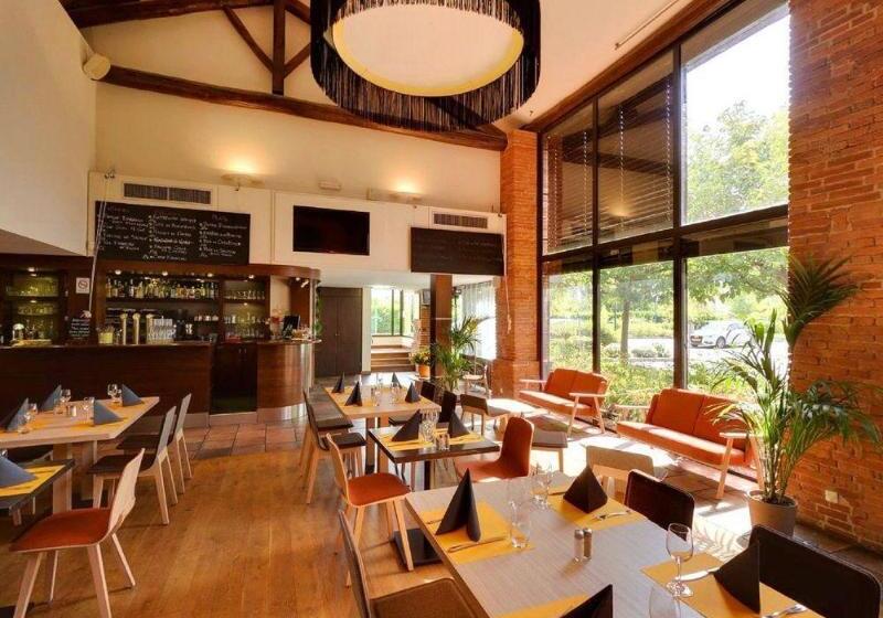 בית מלון כפרי Les Pins Galants