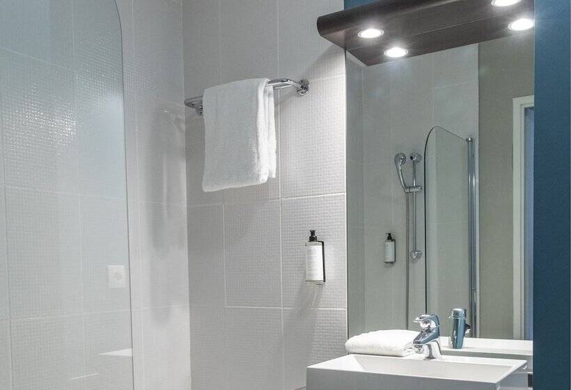 בית מלון כפרי Les Pins Galants