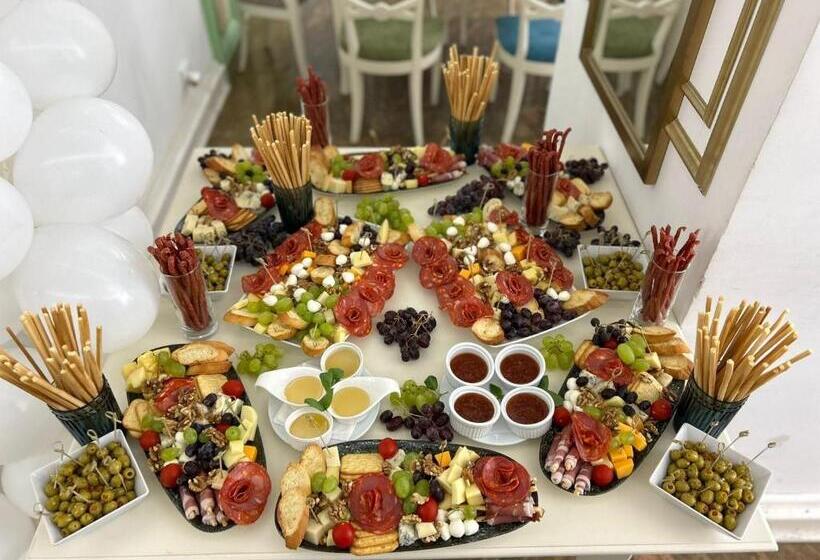 호텔 Restaurant Casa Cu Tei Craiova