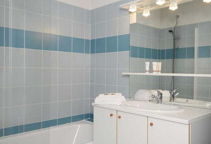 Отель Résidence Odalys Le Hameau Du Lac