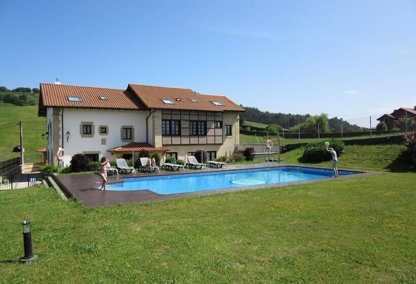 هتل روستایی Posada Casona De La Ventilla