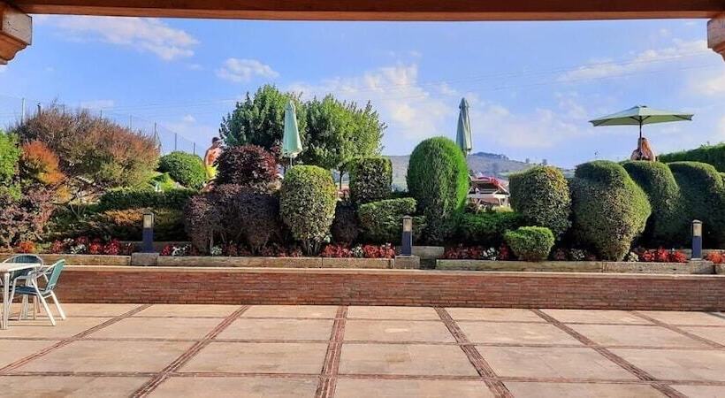 هتل روستایی Posada Casona De La Ventilla
