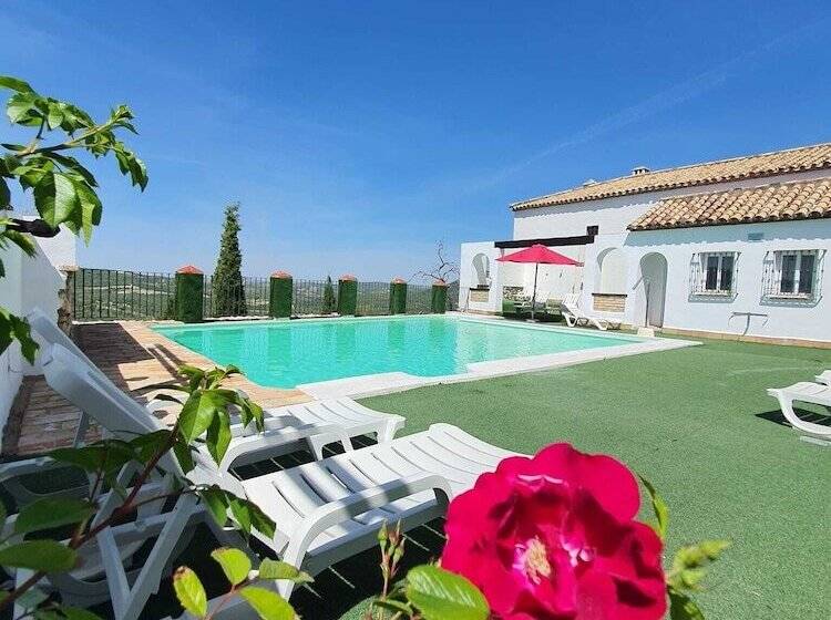 Сельский отель Hacienda Minerva