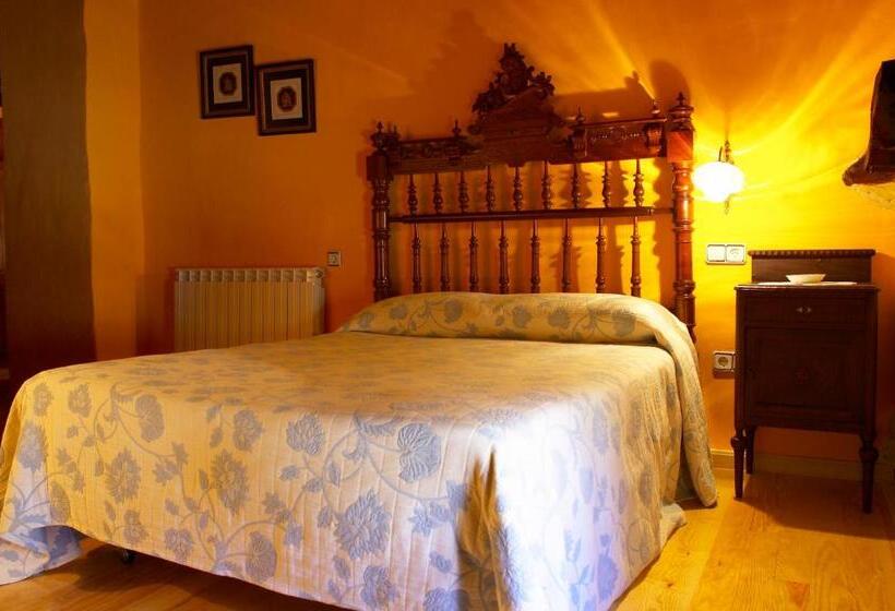 Сельский отель La Val