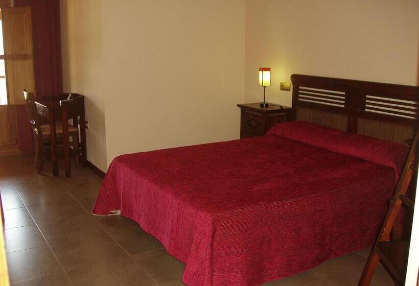 Сельский отель Las Fontaninas