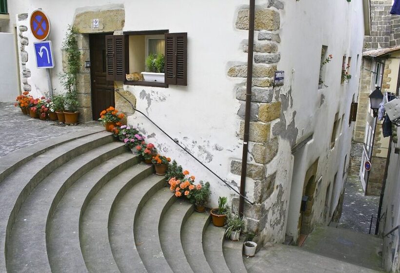 Saiaz Getaria Hotela