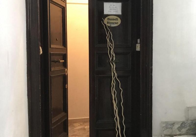 هتل San Daniele Bundi House