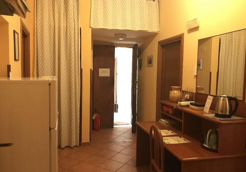 هتل San Daniele Bundi House