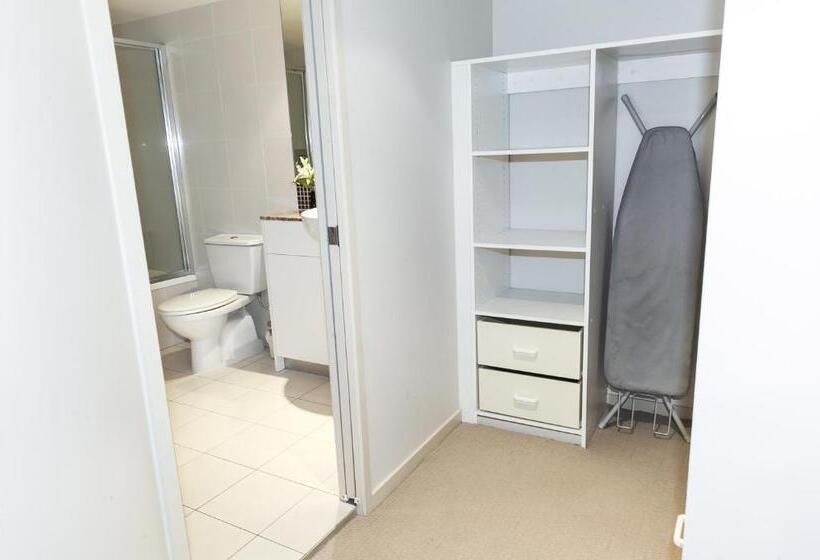 בית מלון כפרי Scarborough Beach Resort Brisbane