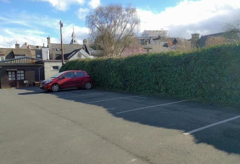 ホテル Seven Stars