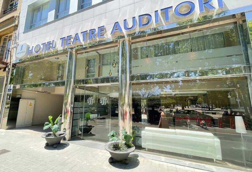 Sm Hotel Teatre Auditori