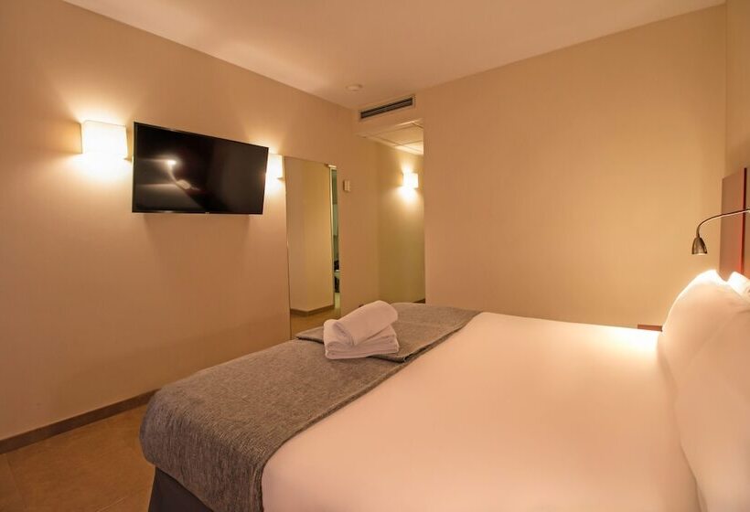 Sm Hotel Teatre Auditori