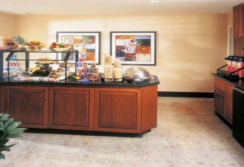 فندق Staybridge Suites Guelph, An Ihg