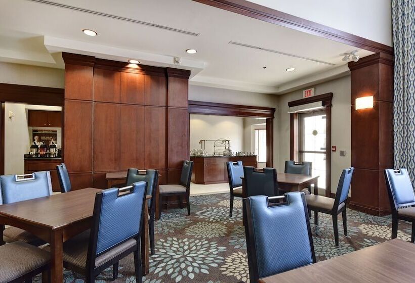 فندق Staybridge Suites Guelph, An Ihg