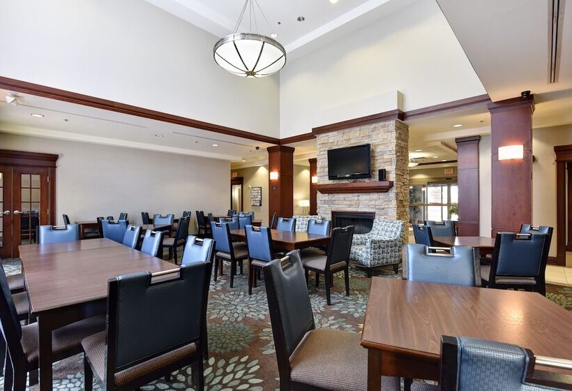 فندق Staybridge Suites Guelph, An Ihg