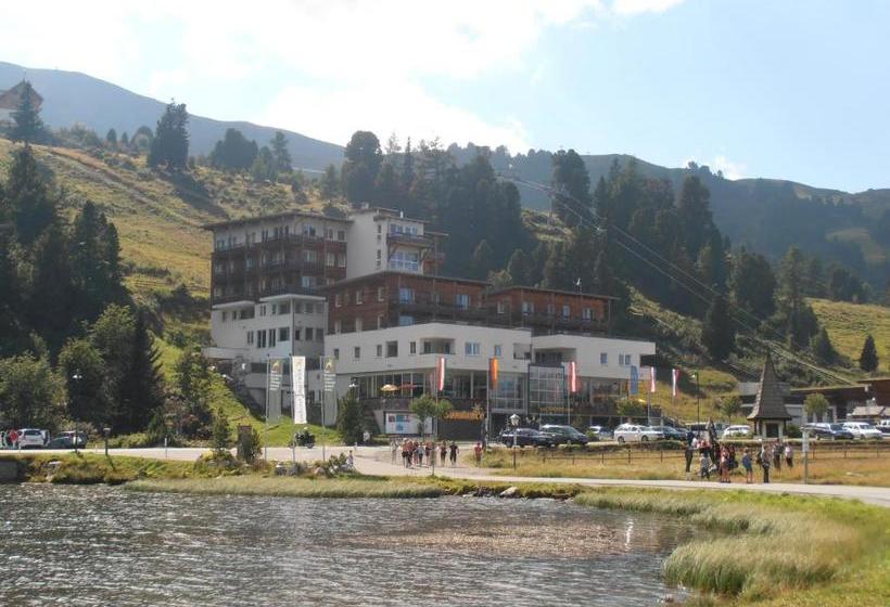 Отель Sundance Grande Mountain Resort & Spa