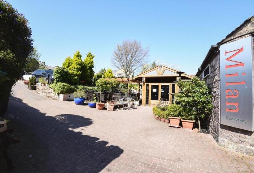 فندق The Black Bull Inn