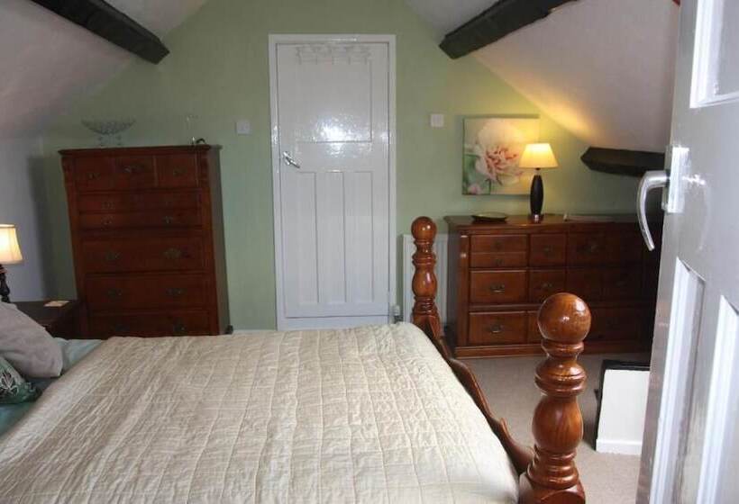 בית מלון כפרי The Horseshoe Guesthouse