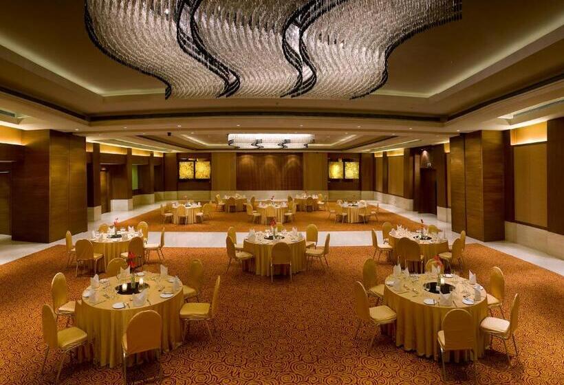فندق The Lalit New Delhi