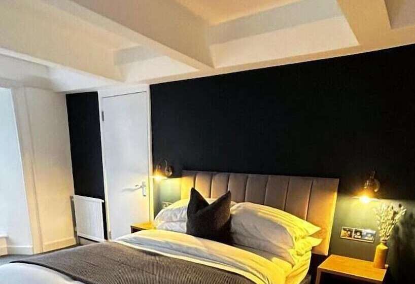 בית מלון כפרי The Lord Nelson